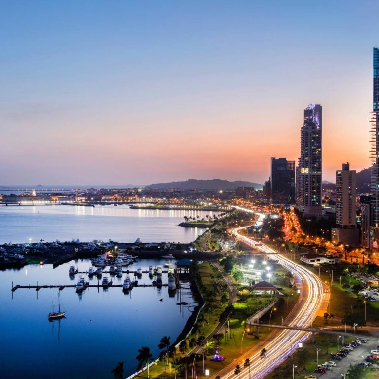 Panama Canal y Compras